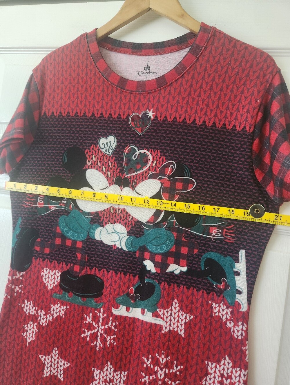 Disney Rare Red Plaid Minnie & Mickey Graphic Short Sleeve Tee - Women's Large - Picture 4 of 7
